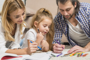 Maneras de ayudar a tu hijo a tener éxito en el colegio